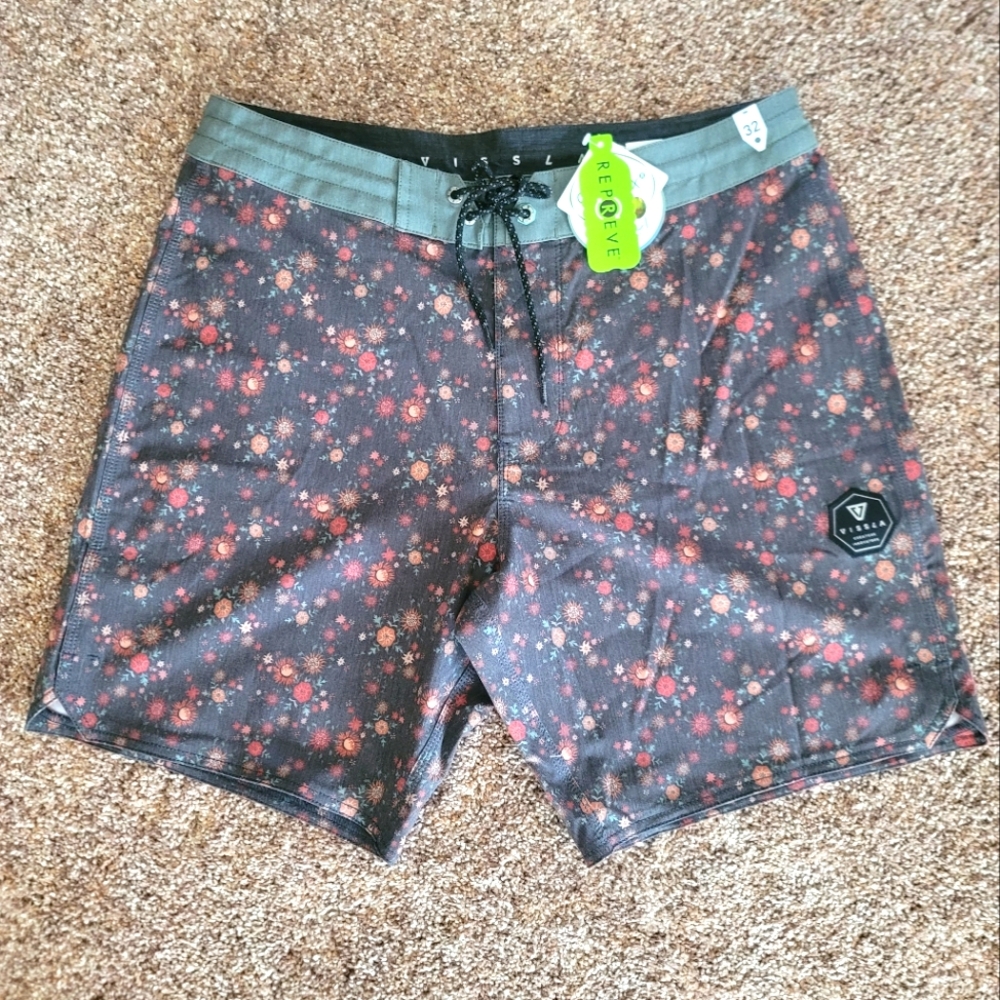NWT VISSLA Boardshorts